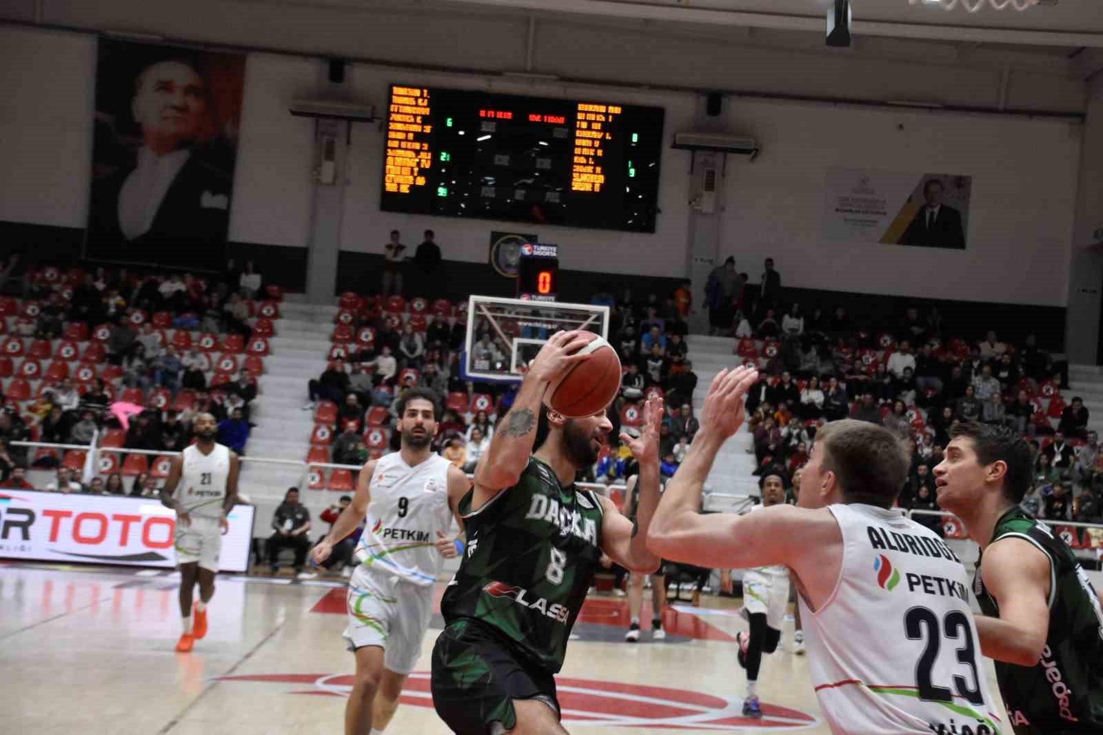 Türkiye Sigorta Basketbol Süper Ligi: Aliağa Petkimspor: 112 - Darüşşafaka: 78