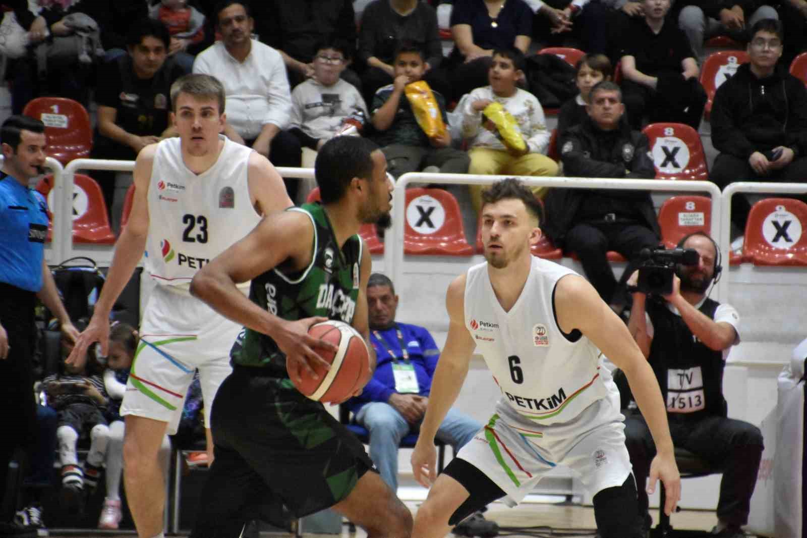 Türkiye Sigorta Basketbol Süper Ligi: Aliağa Petkimspor: 112 - Darüşşafaka: 78