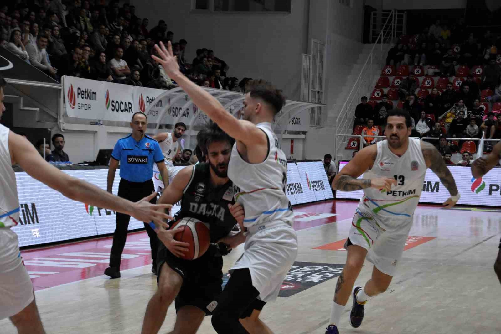 Türkiye Sigorta Basketbol Süper Ligi: Aliağa Petkimspor: 112 - Darüşşafaka: 78