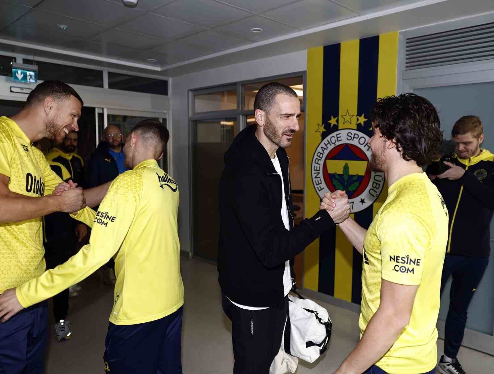 Fenerbahçe’nin yeni transferi Bonucci, takım arkadaşlarıyla bir araya geldi