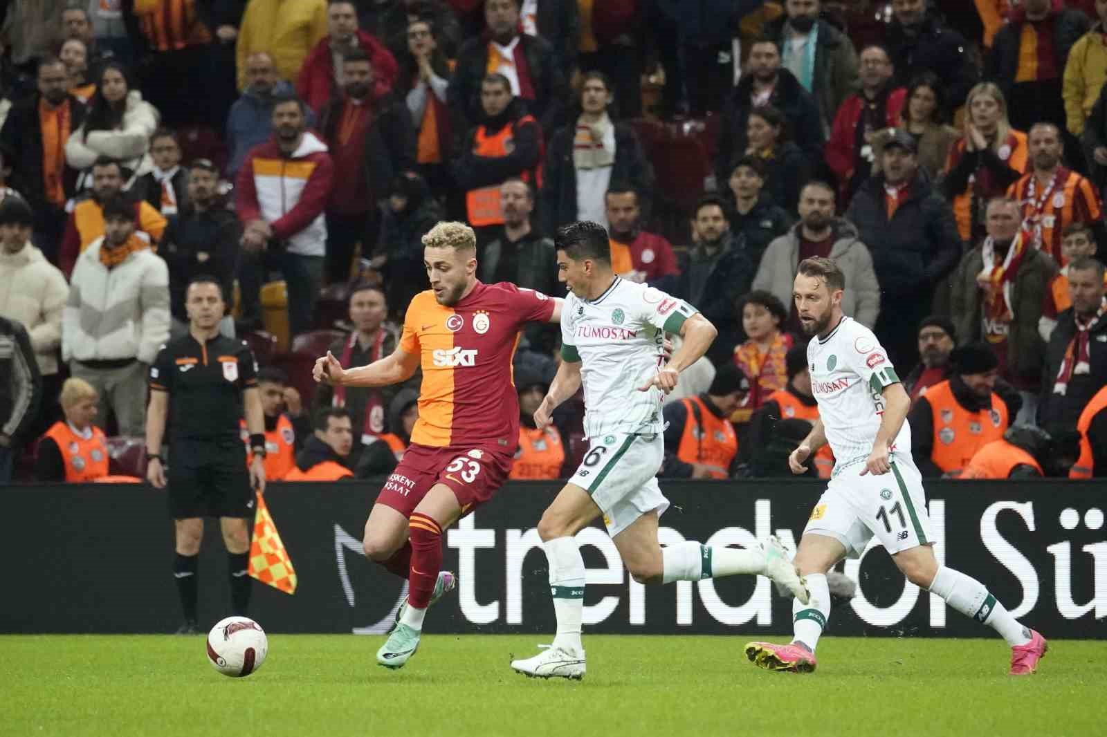 Trendyol Süper Lig: Galatasaray: 0 - Konyaspor: 0 (İlk yarı)