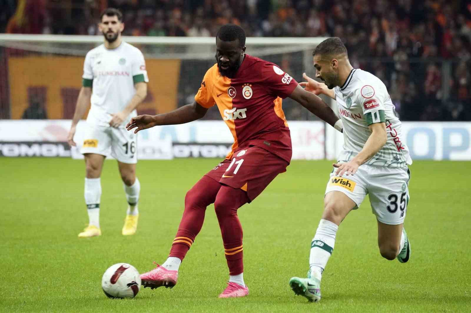 Trendyol Süper Lig: Galatasaray: 0 - Konyaspor: 0 (İlk yarı)