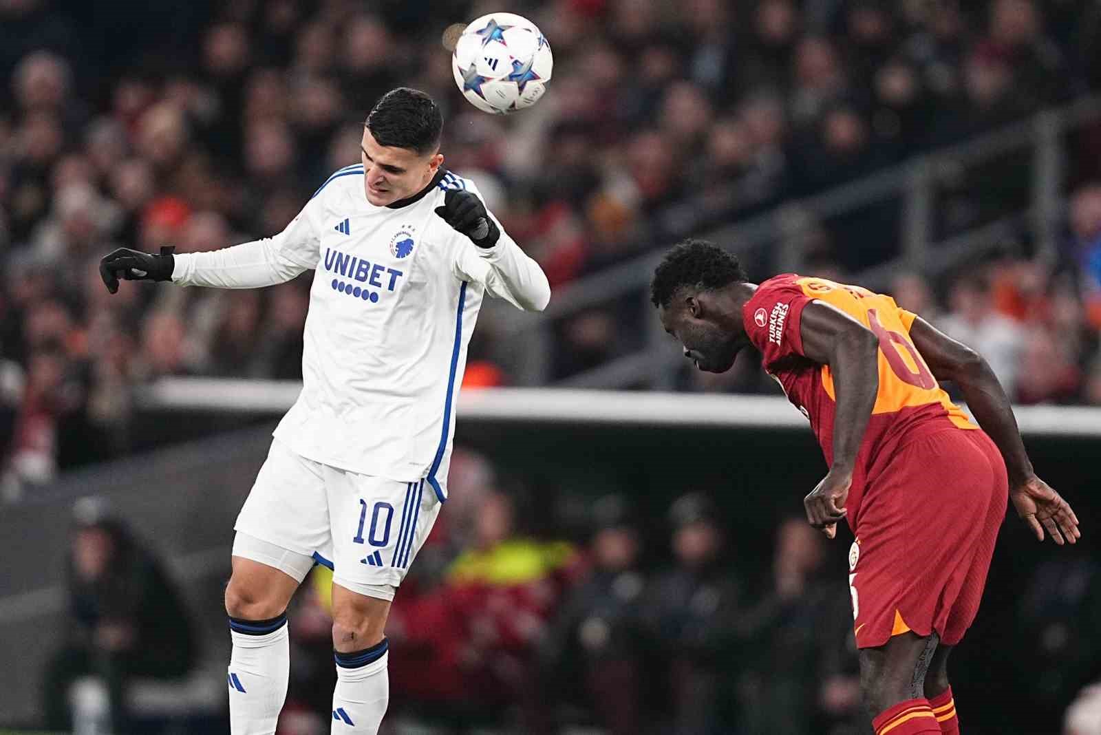 UEFA Şampiyonlar Ligi: Kopenhag: 0 – Galatasaray: 0 (İlk yarı)