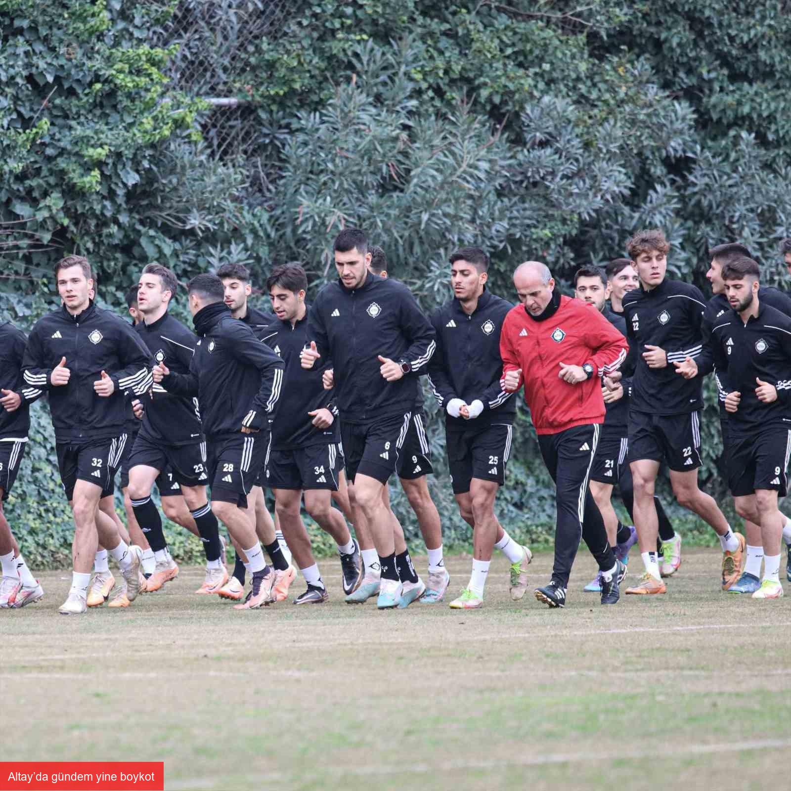 Altay’da gündem yine boykot