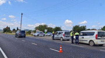 Edirne Keşan’da Jandarma’dan trafik denetimi