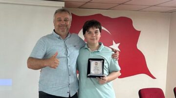 Fatih Uygun en başarılı futbol antrenörü seçildi