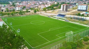 İnegöl’de Yeniceköy Futbol Sahası yenilendi