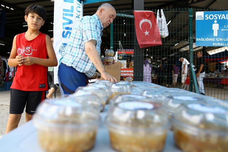 Kocaeli’de  aşure dağıtımı başladı