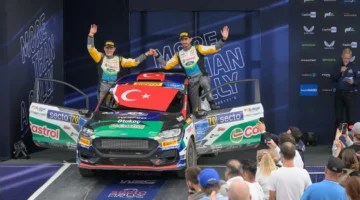 Castrol Ford Team Türkiye, Türk bayrağını Finlandiya’da dalgalandırdı