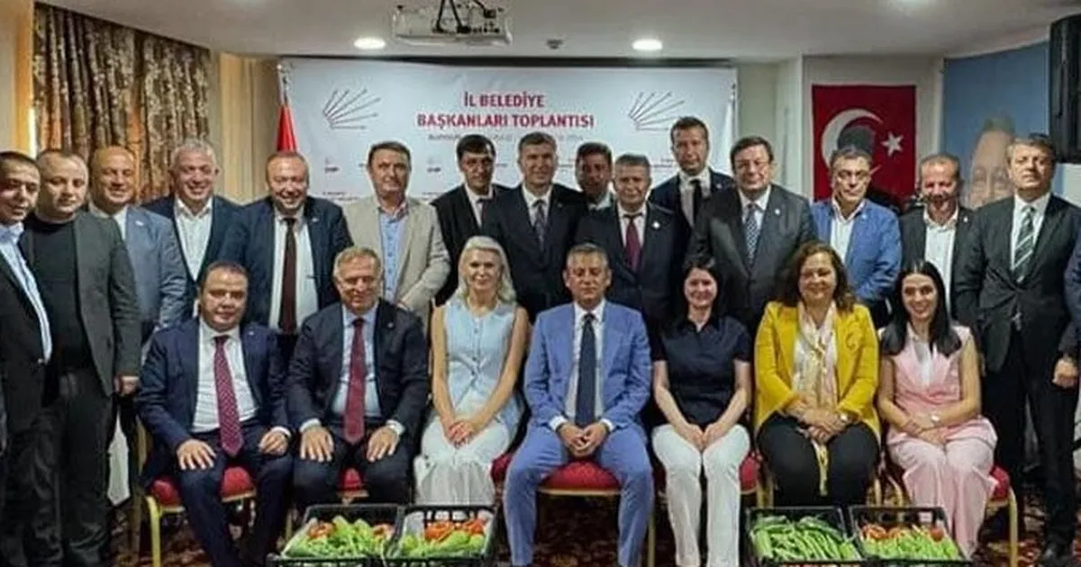 Filiz Gencan Akın, Burdur’da düzenlenen il belediye başkanları toplantısına katıldı