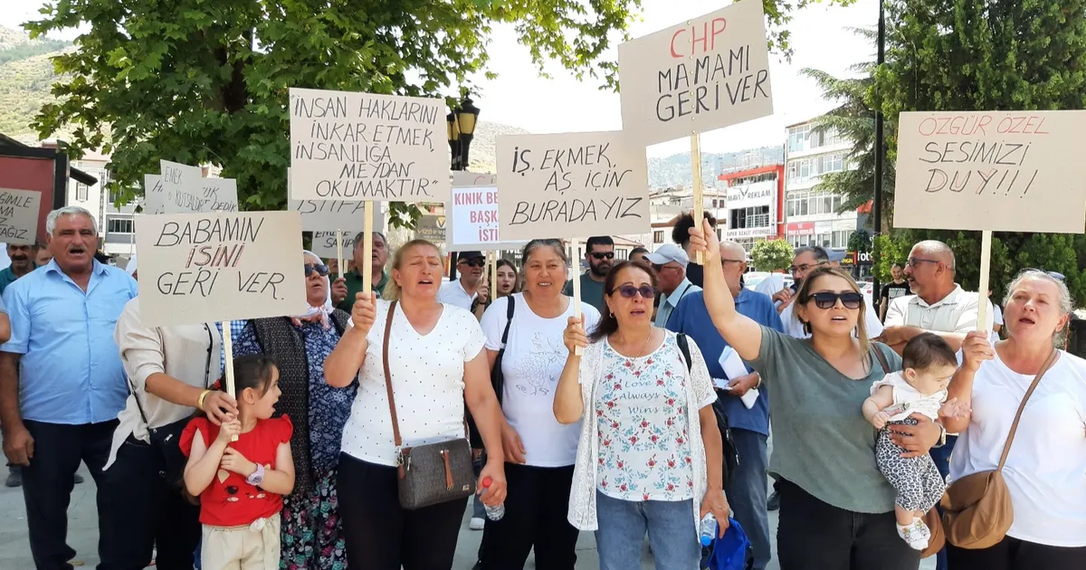 Tokat’ta CHP’li belediyeye protesto! Başkan istifaya çağrıldı