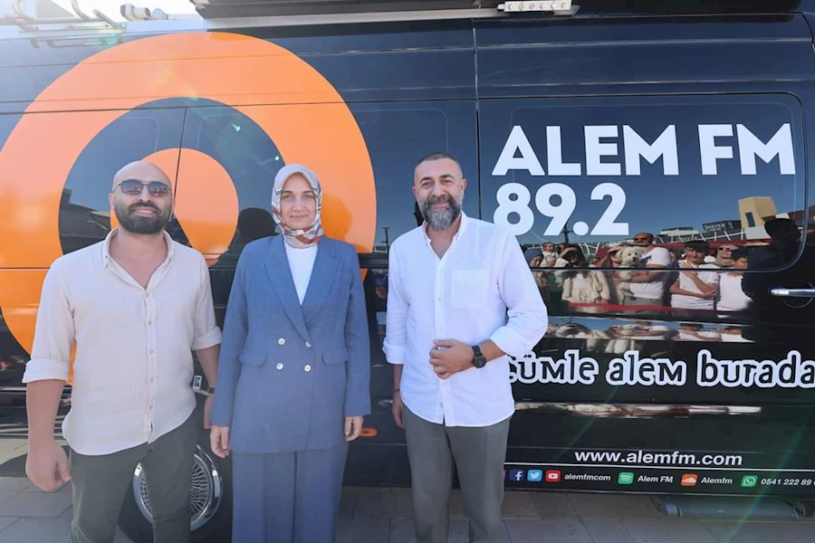 Vali Yiğitbaşı, Alem FM Canlı Yayınında Konuk Oldu