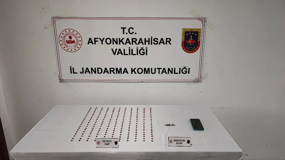 Afyonkarahisar'da Jandarmadan Uyuşturucu Operasyonu: Şuhut İlçesinde Yakalandı