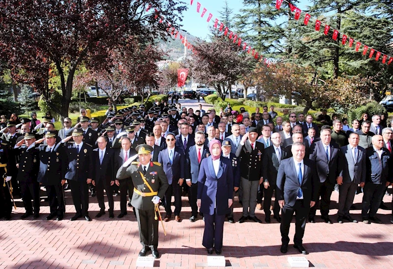 Afyonkarahisar'da Cumhuriyet Bayramı Kutlamaları Başladı